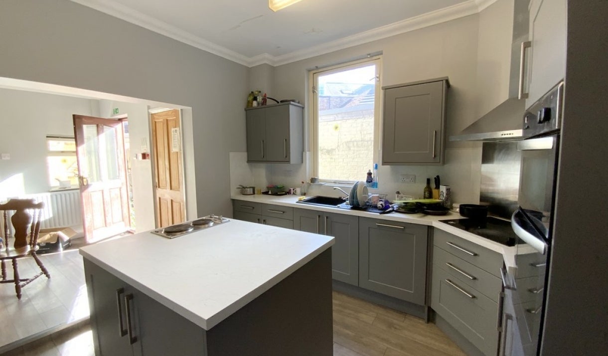 Room Feversham Crescent in York