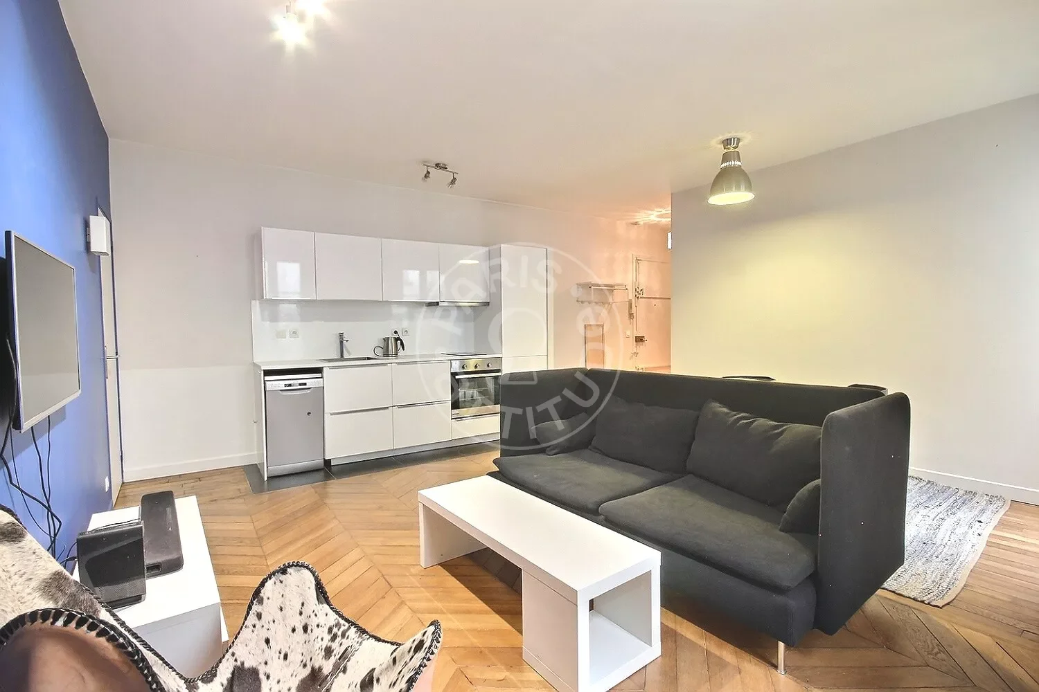 Appartement Rue Louise-Émilie de La Tour d'Auvergne à Paris