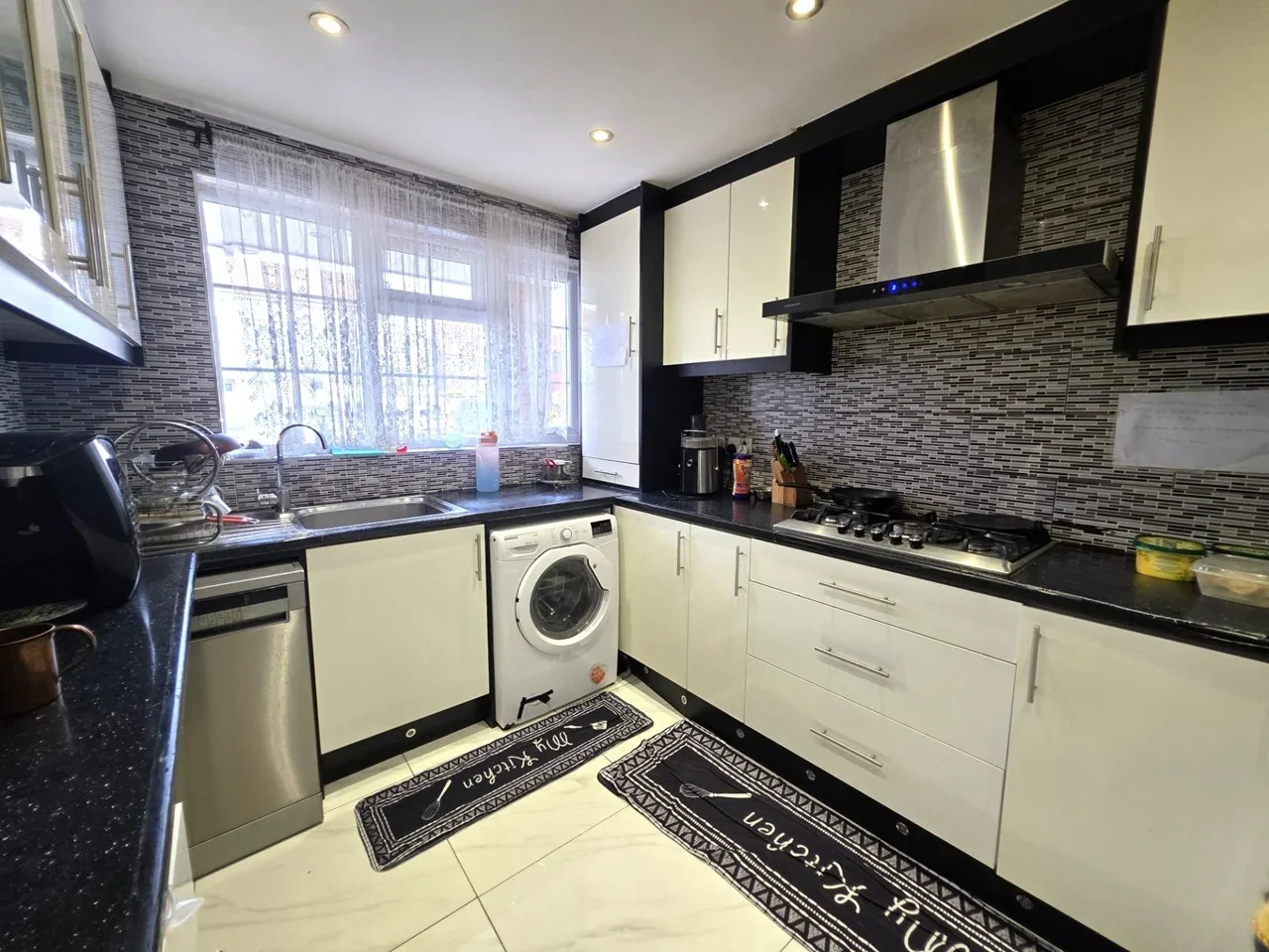 House Woolacombe Way in Greater London