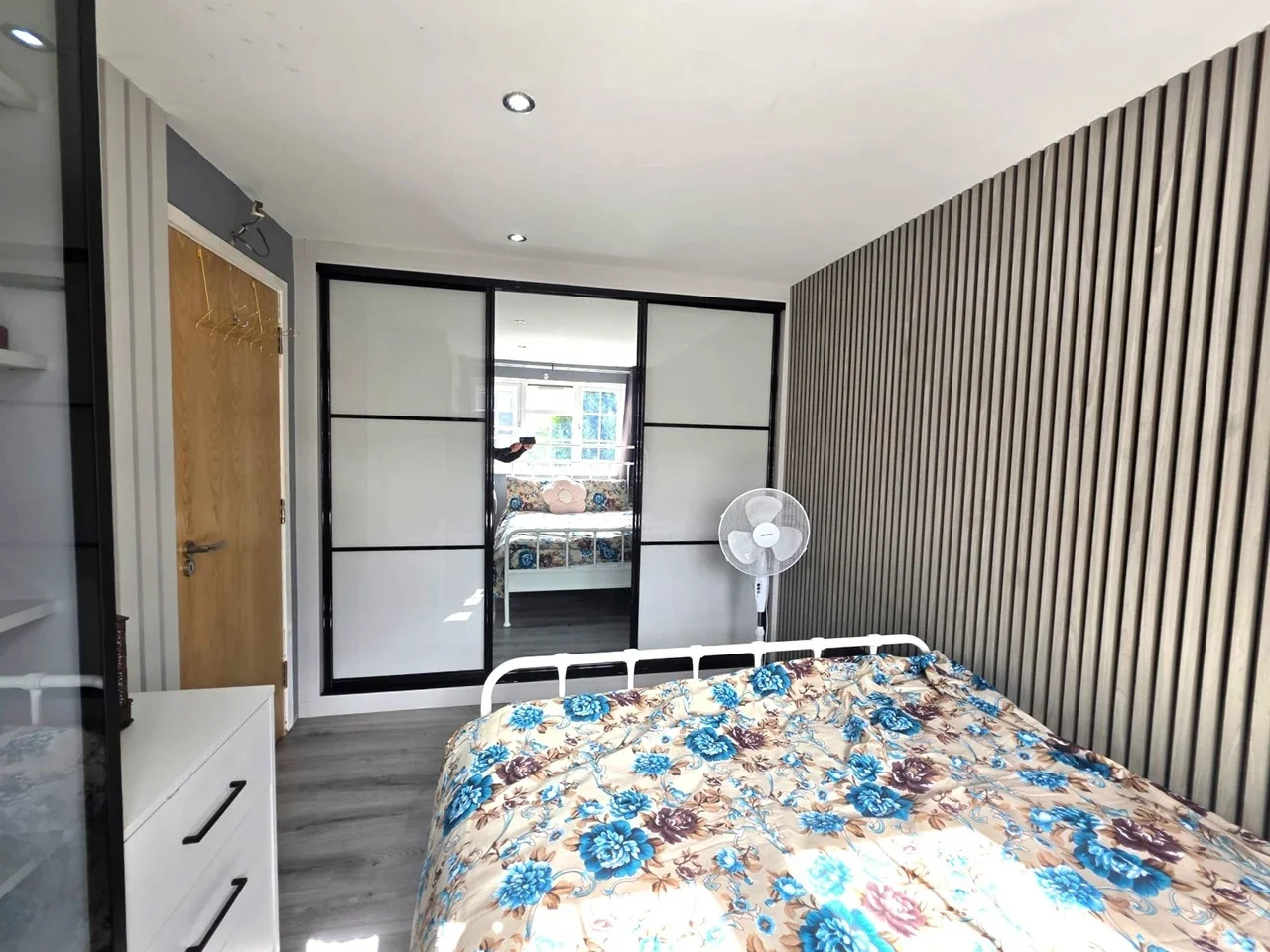 House Woolacombe Way in Greater London