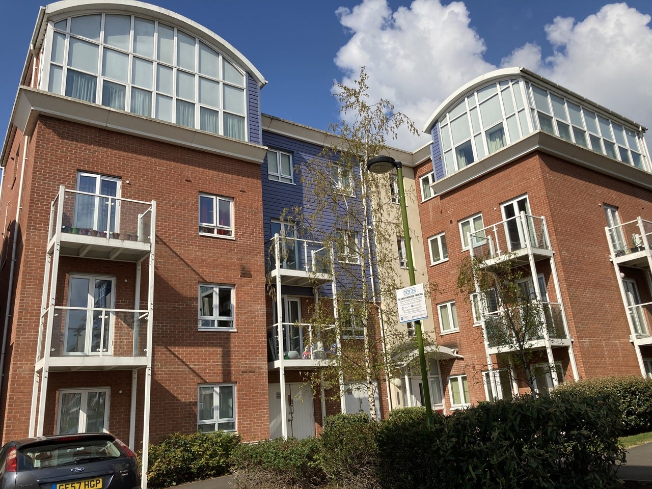 Flat Pump House Crescent in Watford