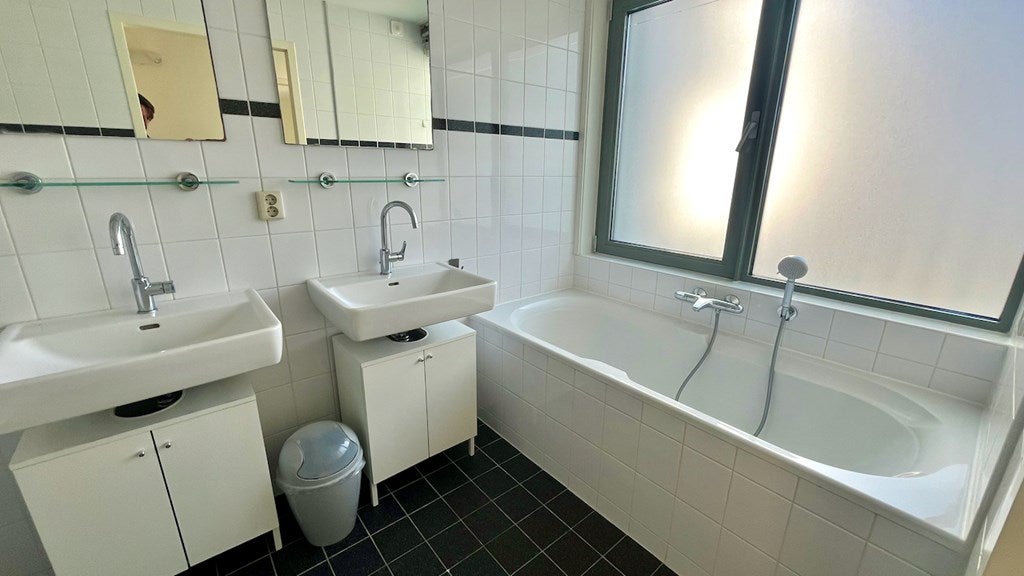 Appartement te huur: Prins Willem-Alexanderweg, 'S-Gravenhage