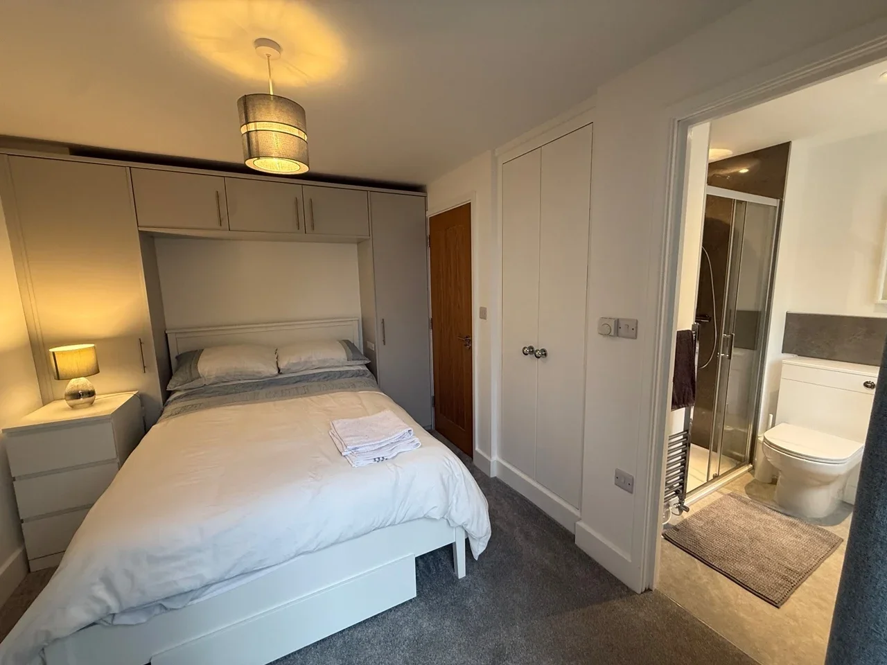 Room Eaton Drive in Greater London