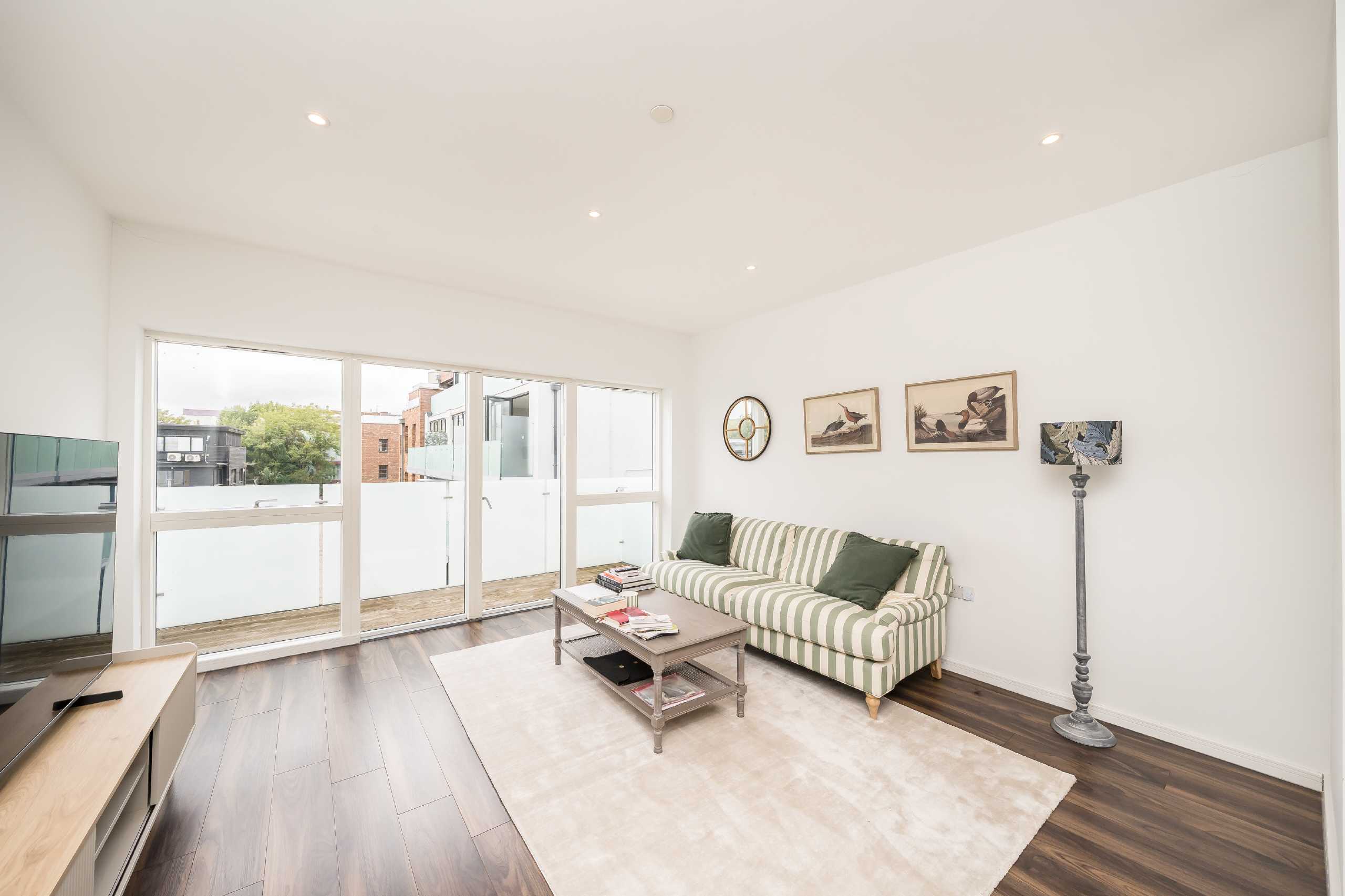House Elm Grove in Greater London