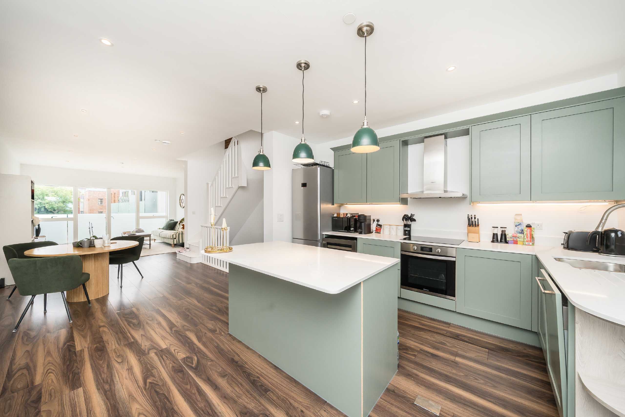 House Elm Grove in Greater London