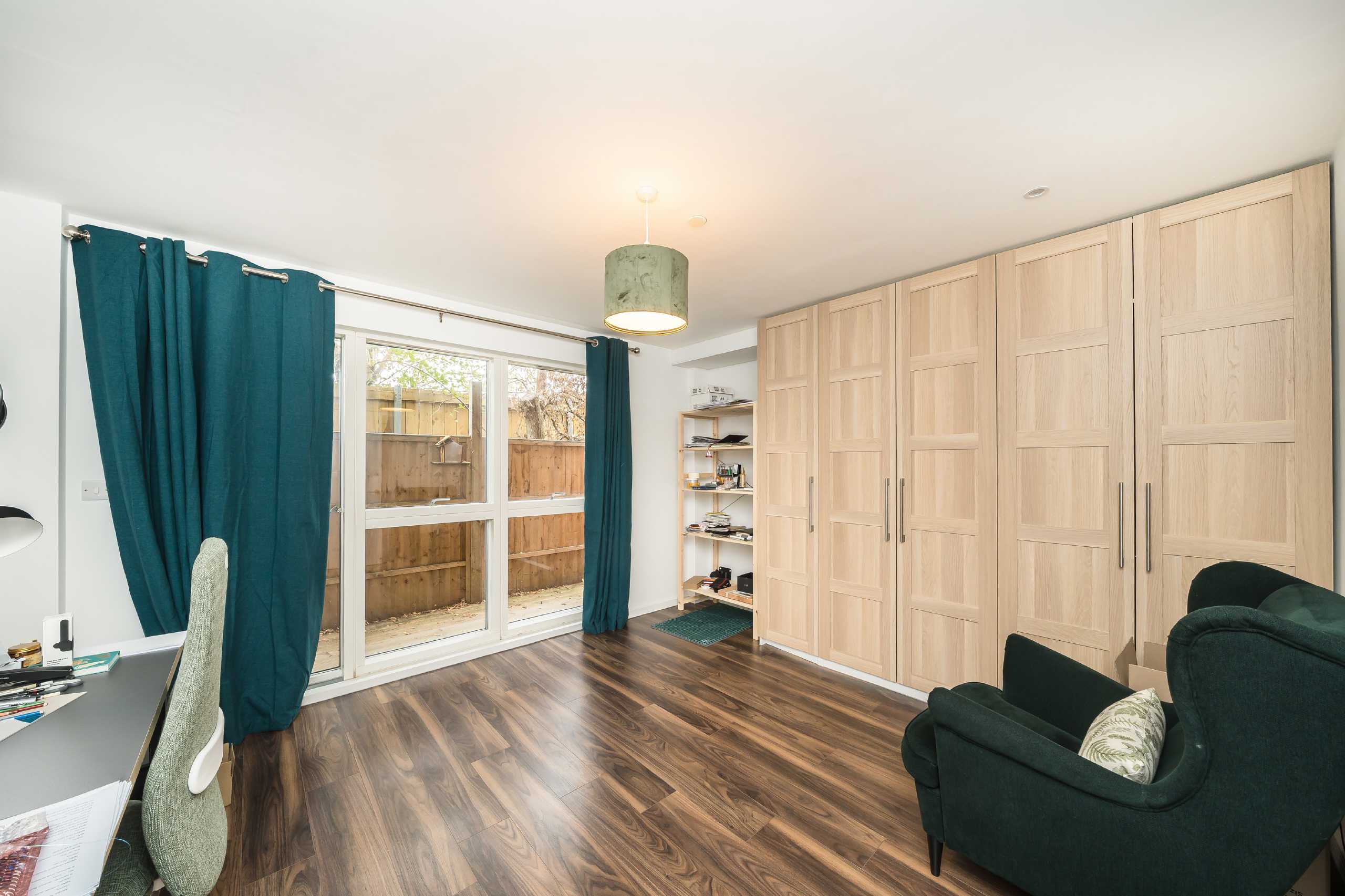 House Elm Grove in Greater London