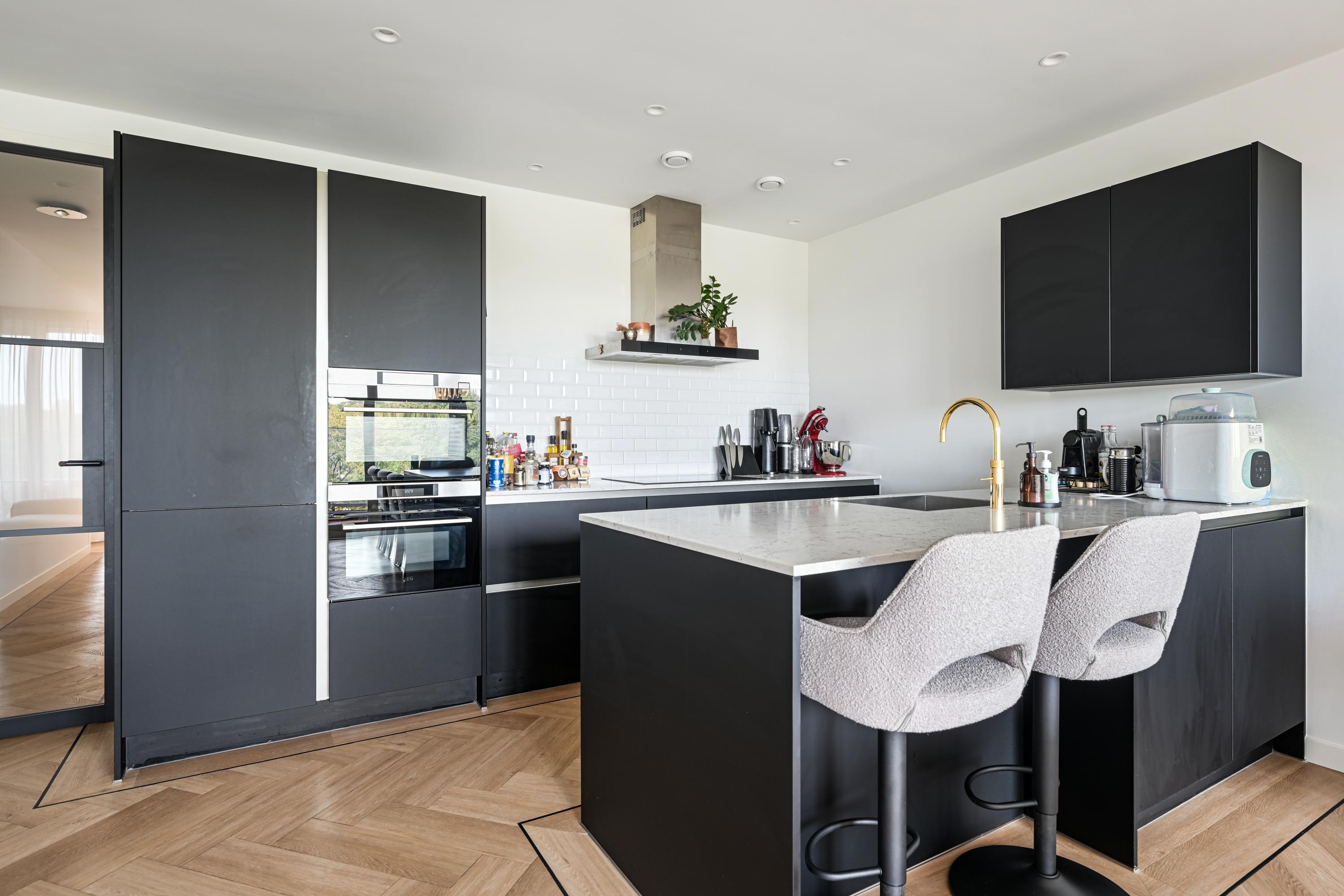 Appartement te huur: Claus Sluterweg 203, Haarlem