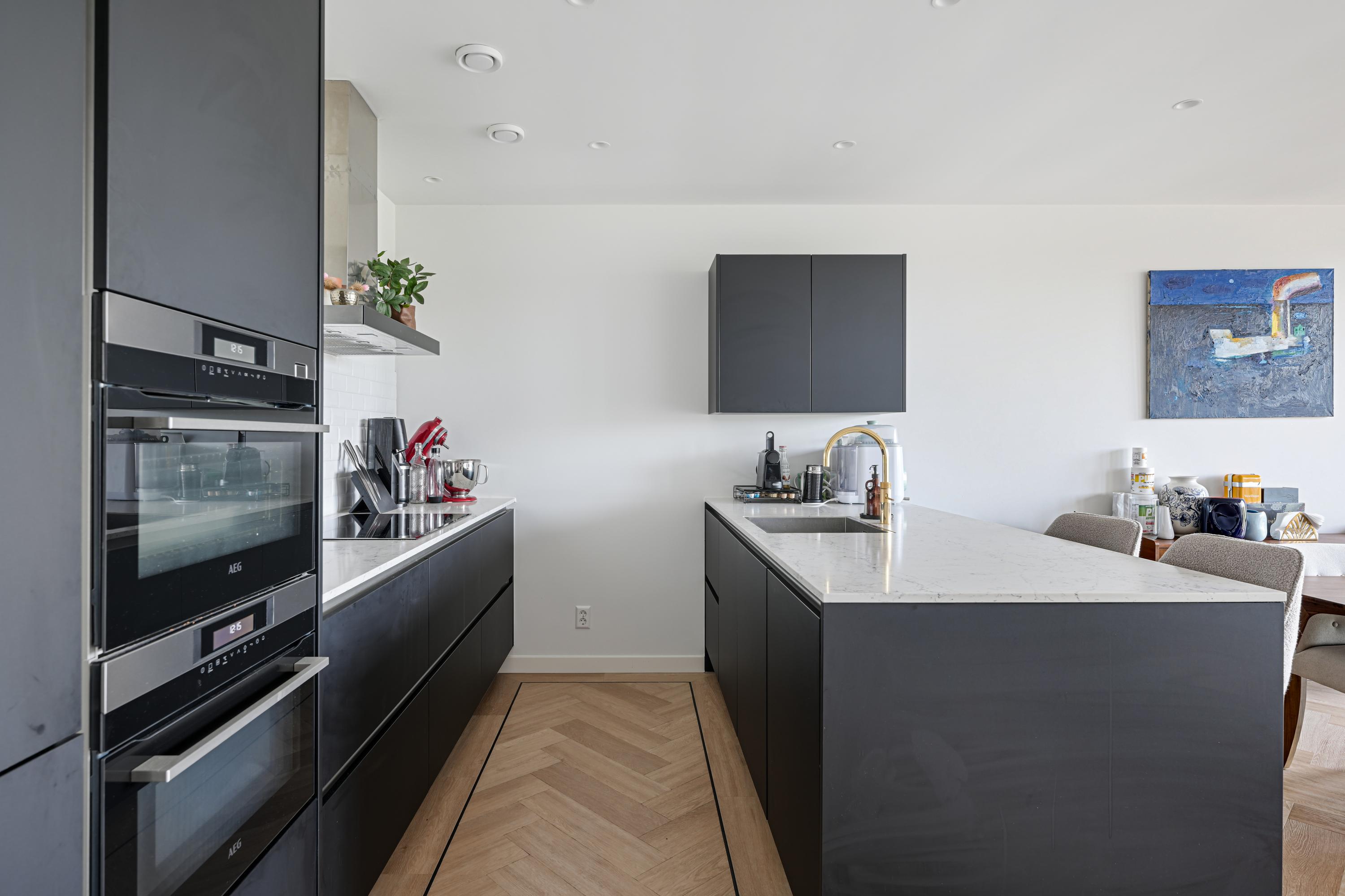 Appartement te huur: Claus Sluterweg 203, Haarlem