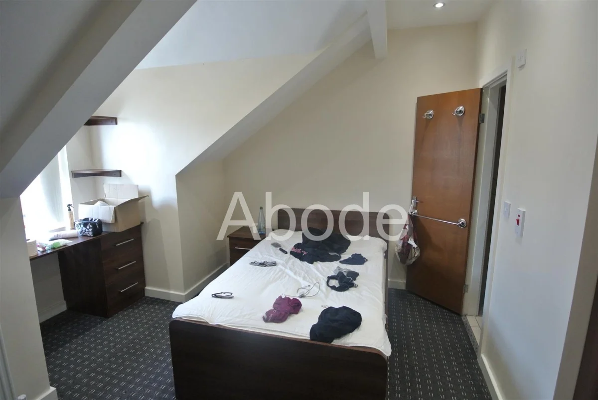 House Back Hessle Mount in Leeds