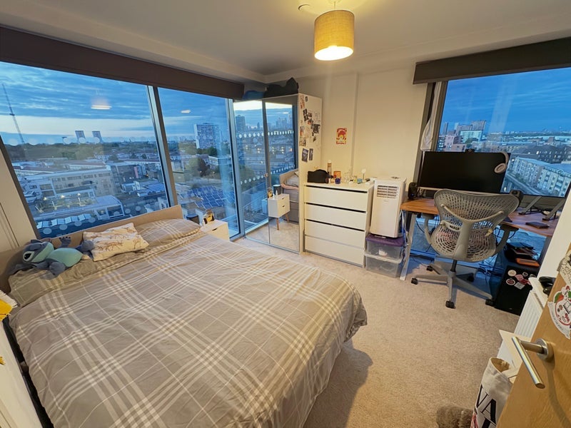 Room Aqua Vista Square in Greater London