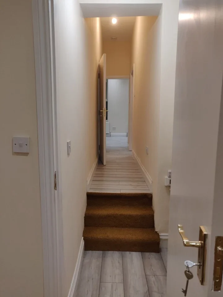Flat Brixton Hill in Greater London