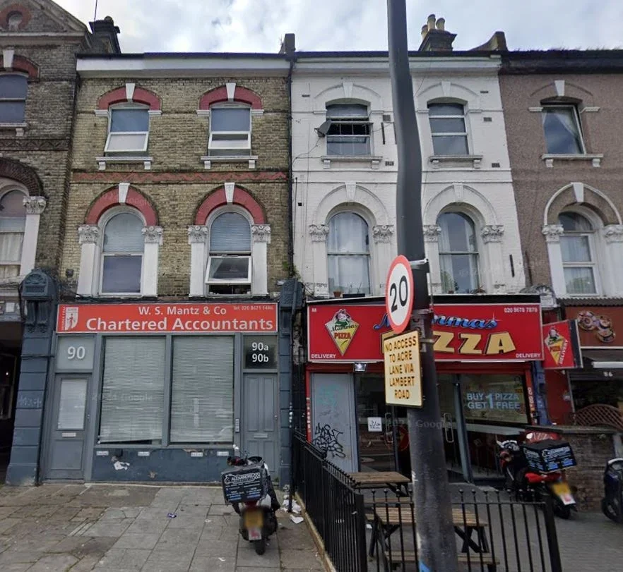 Flat Brixton Hill in Greater London