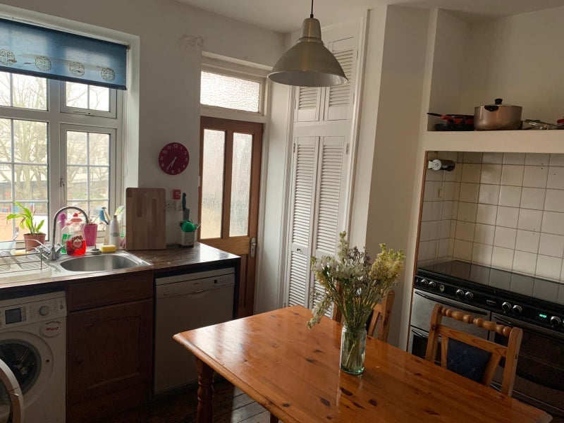 Room Brixton Hill Place in Greater London