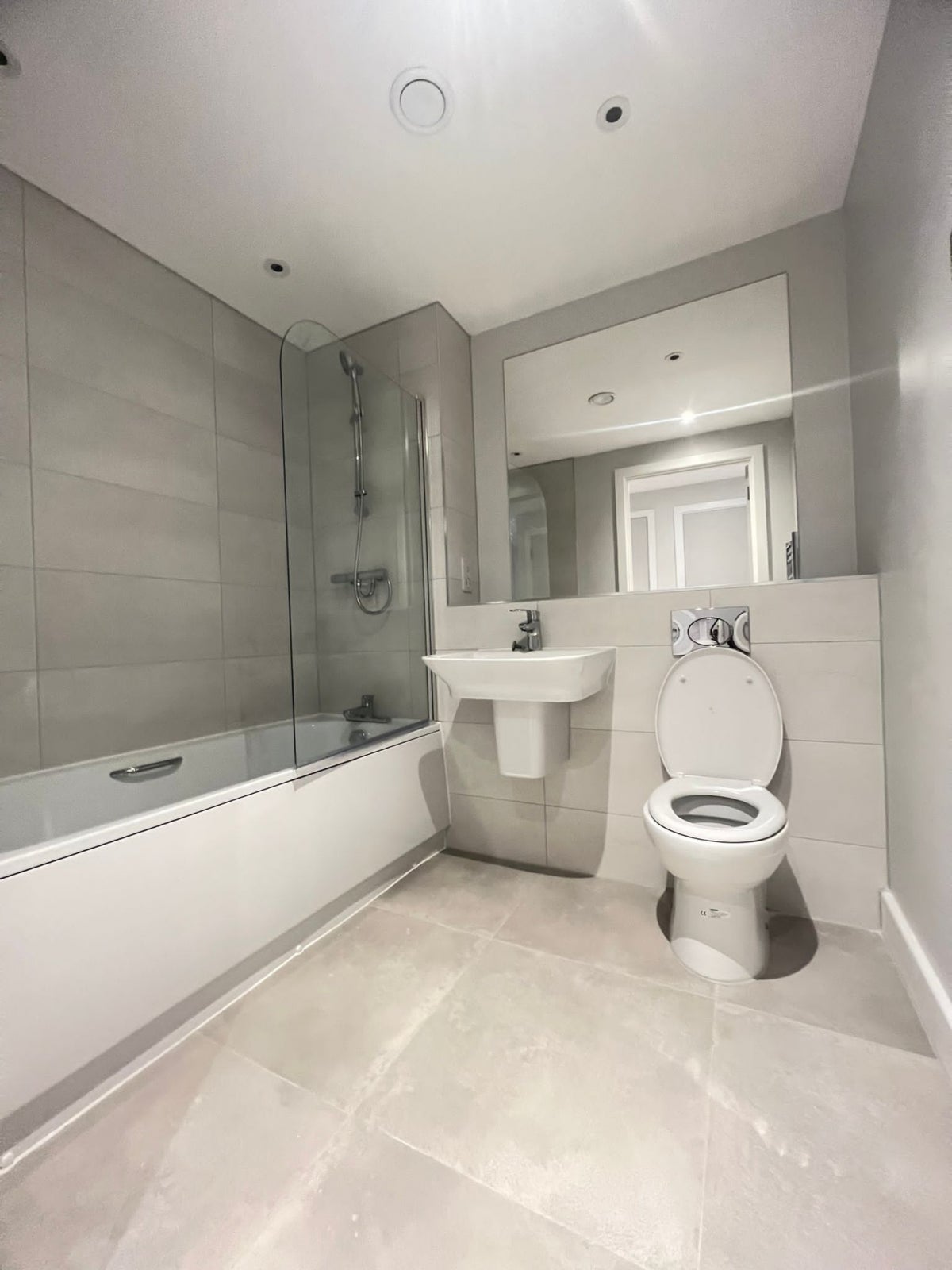Flat Regent Place in Manchester