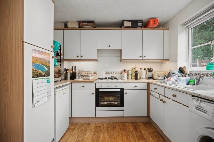 House Hamilton Close in Cherwell District