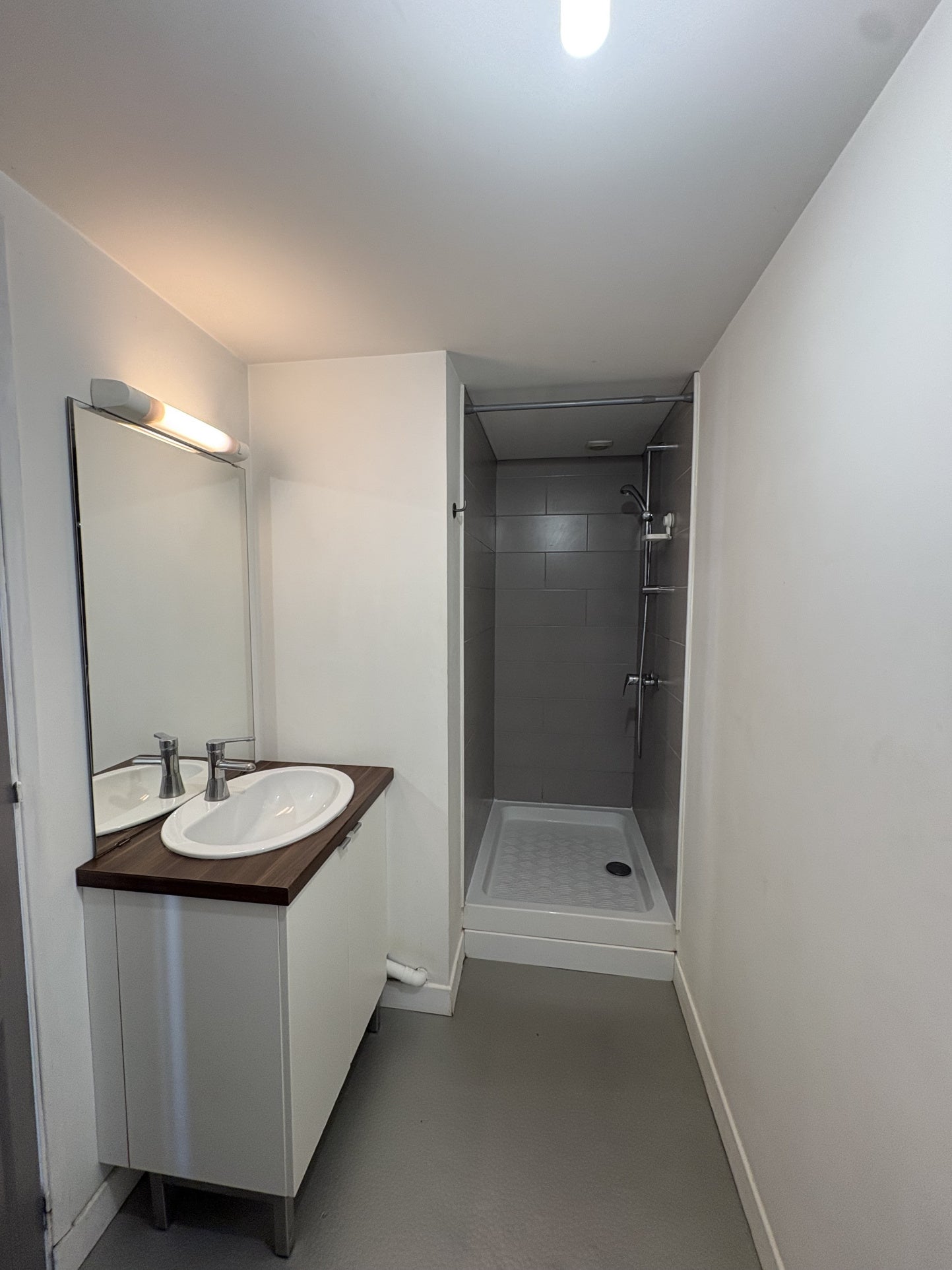 Flat Allée Aurélien Scholl in Bordeaux