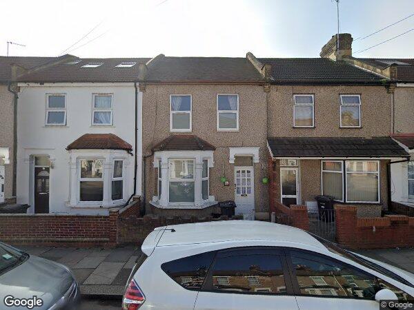House Hunter Road in Greater London