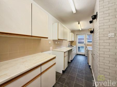 Flat Henlow Close in Kirton in Lindsey