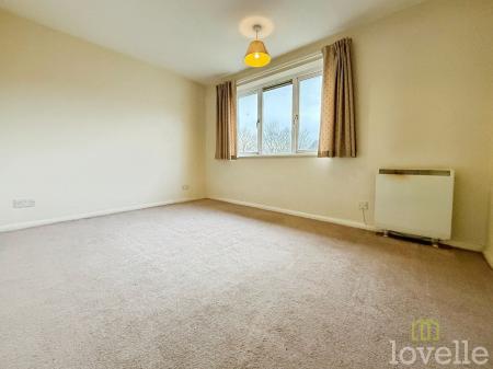 Flat Henlow Close in Kirton in Lindsey