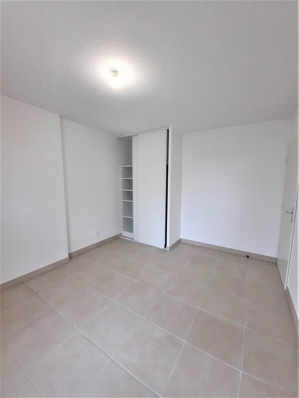 Appartement Allée Yvonne Printemps à Juvignac