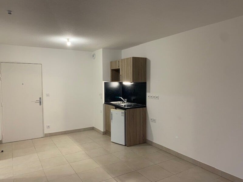 Appartement Allée Yvonne Printemps à Juvignac