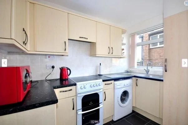 Flat Acre Close in Rochester