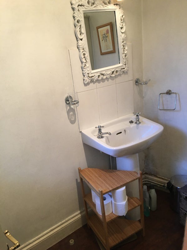 Flat Northdown Street in Greater London