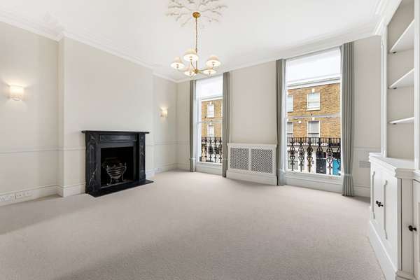Flat Redburn Street in Greater London