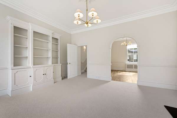 Flat Redburn Street in Greater London