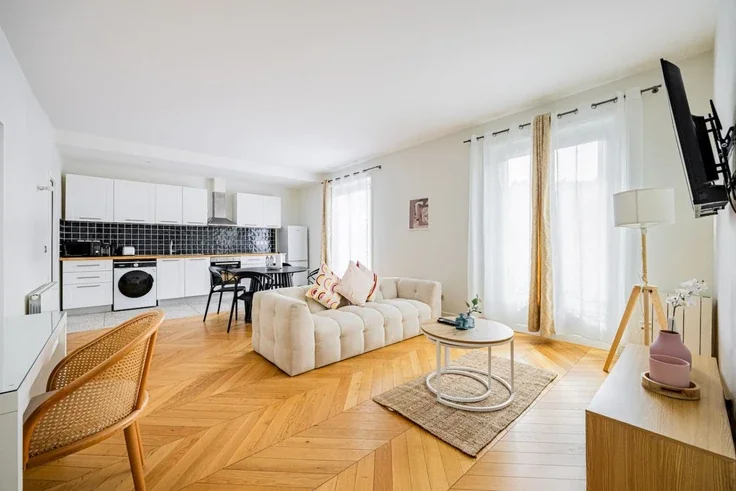 Flat Rue de Turbigo in Paris