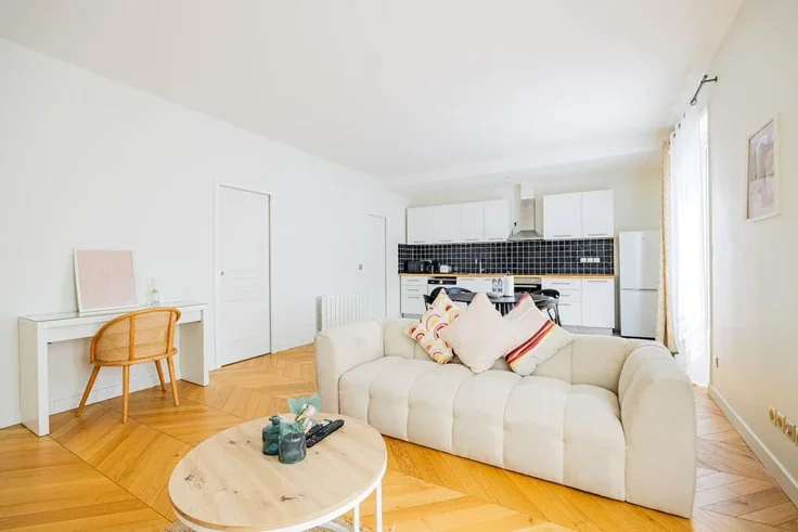 Flat Rue de Turbigo in Paris