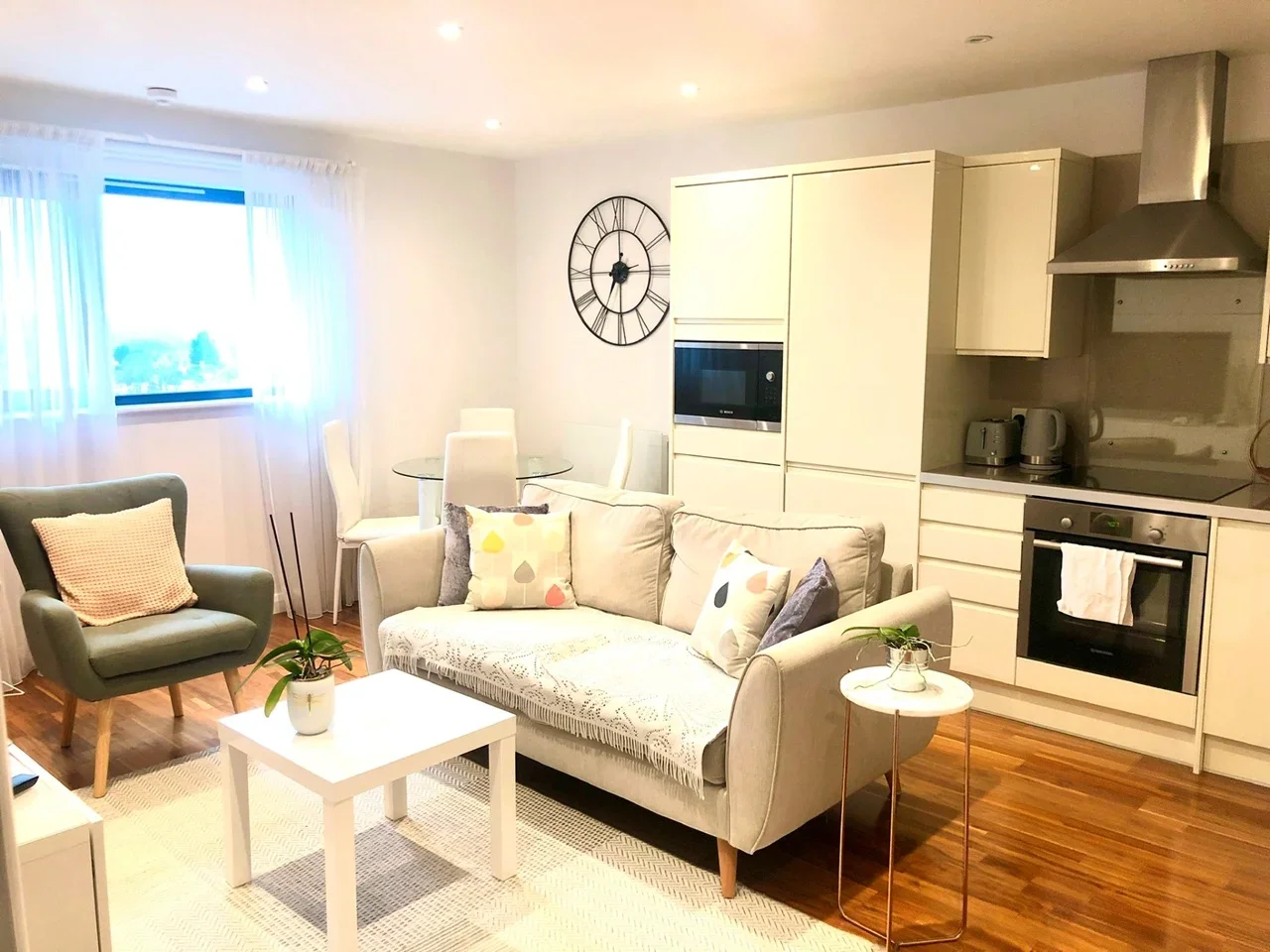 Flat Azalea Drive in Swanley