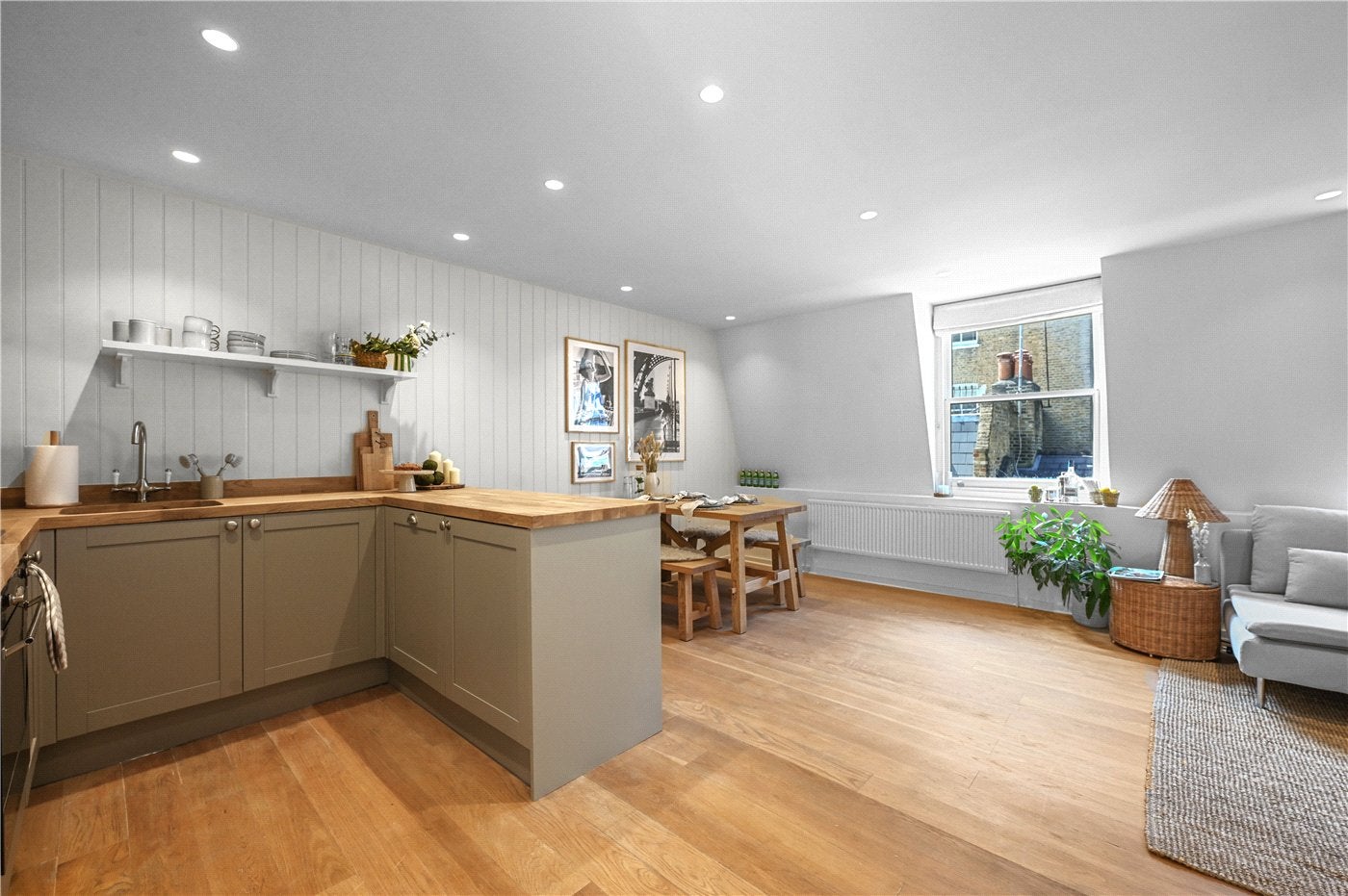 Flat Bingham Place in City of Westminster