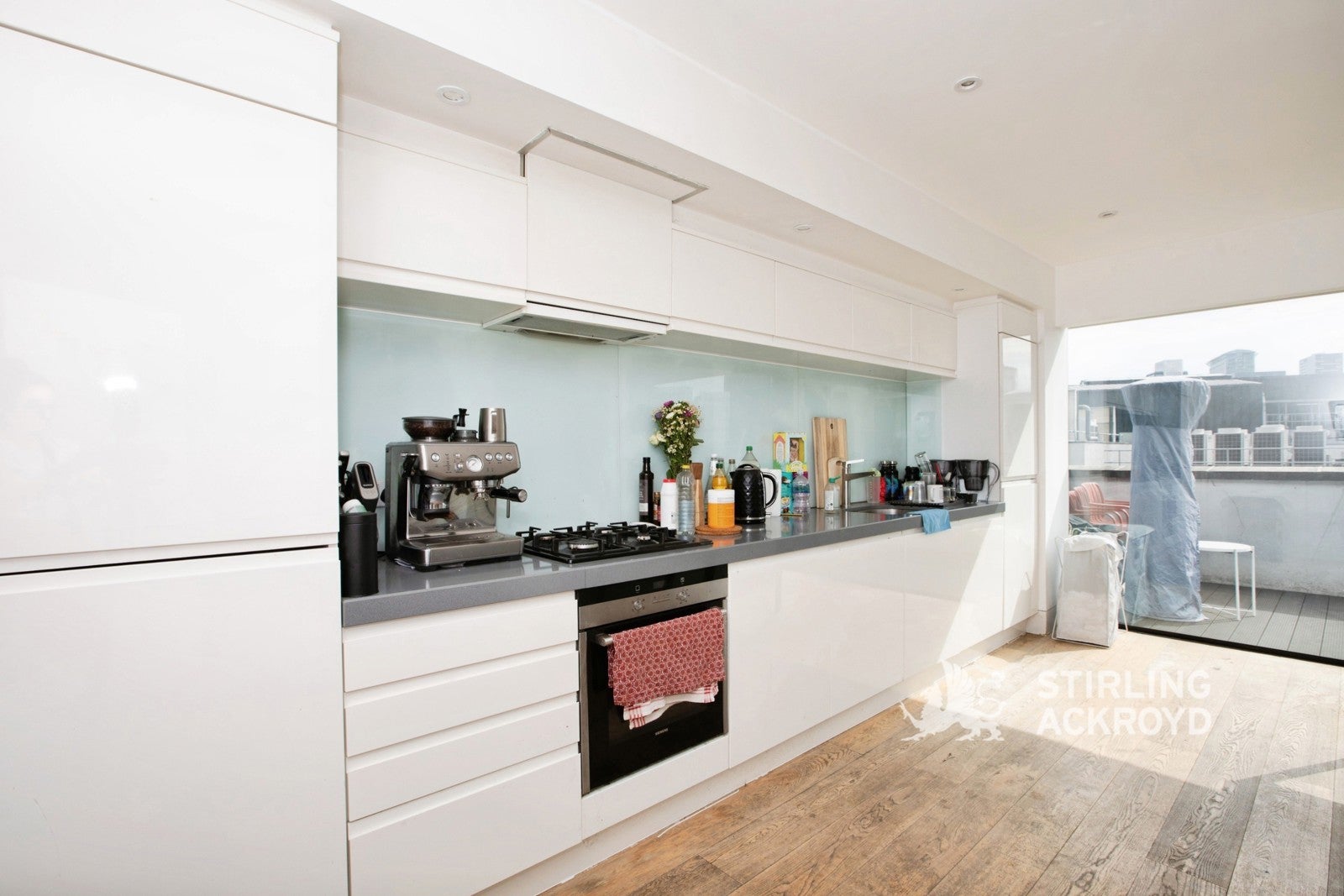 Flat Great Eastern Street in Greater London