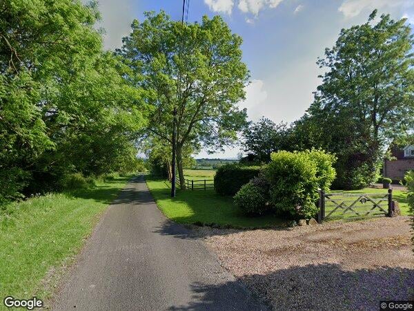 Flat Dormston Lane in Wychavon
