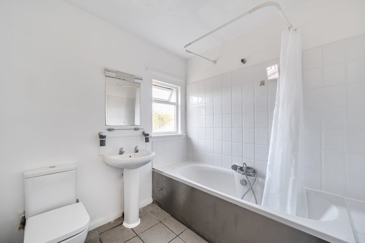 Flat Davigdor Road in Hove