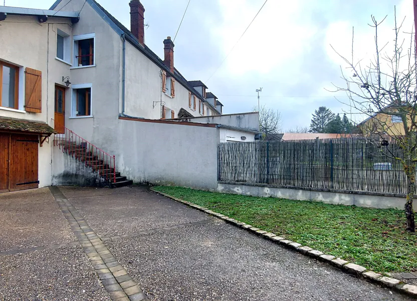 Maison Avenue du Général de Gaulle à Chierry