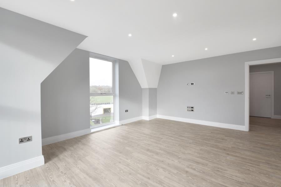 Flat Uxbridge Road in Greater London