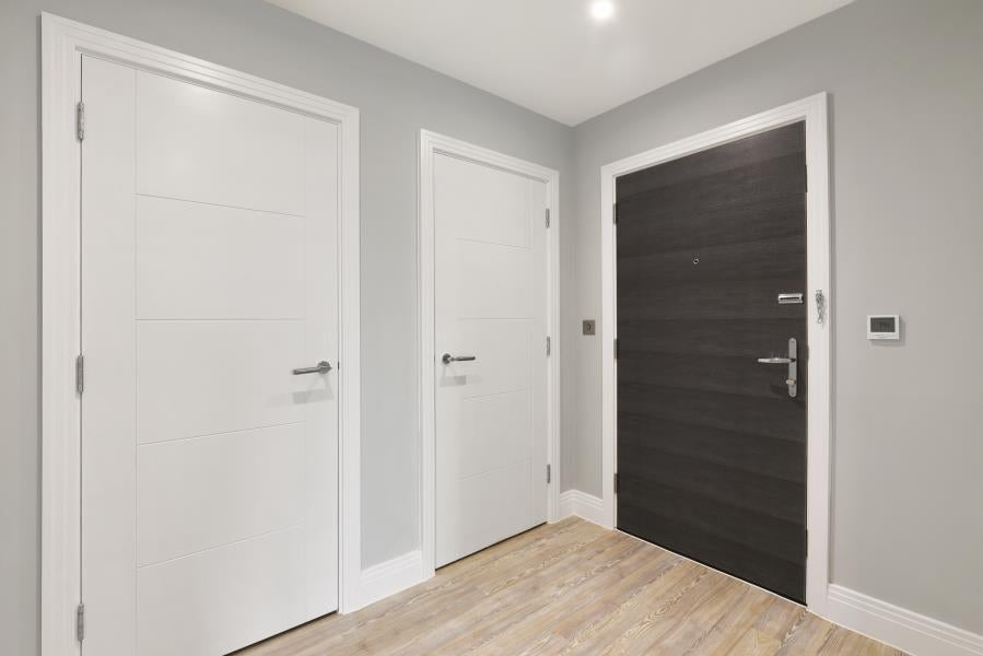 Flat Uxbridge Road in Greater London