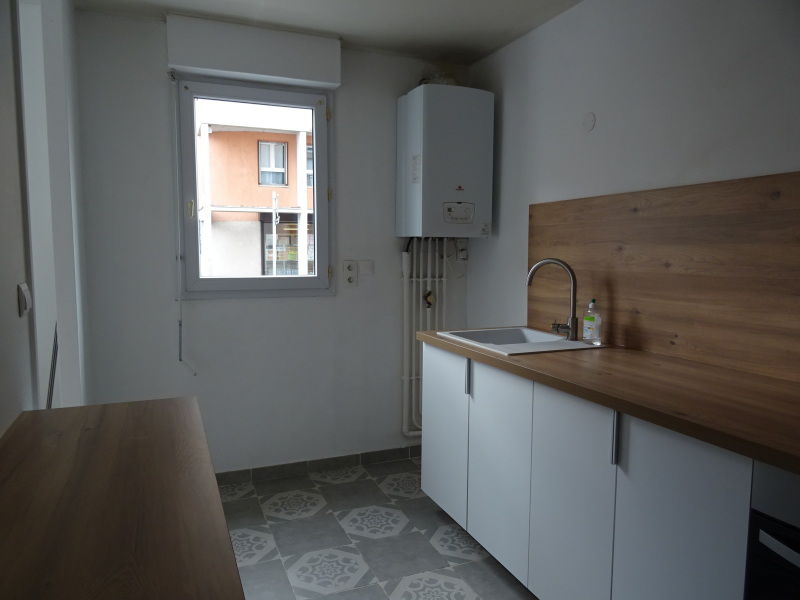 Flat Place Jean-Philippe Rameau in Fleury-les-Aubrais