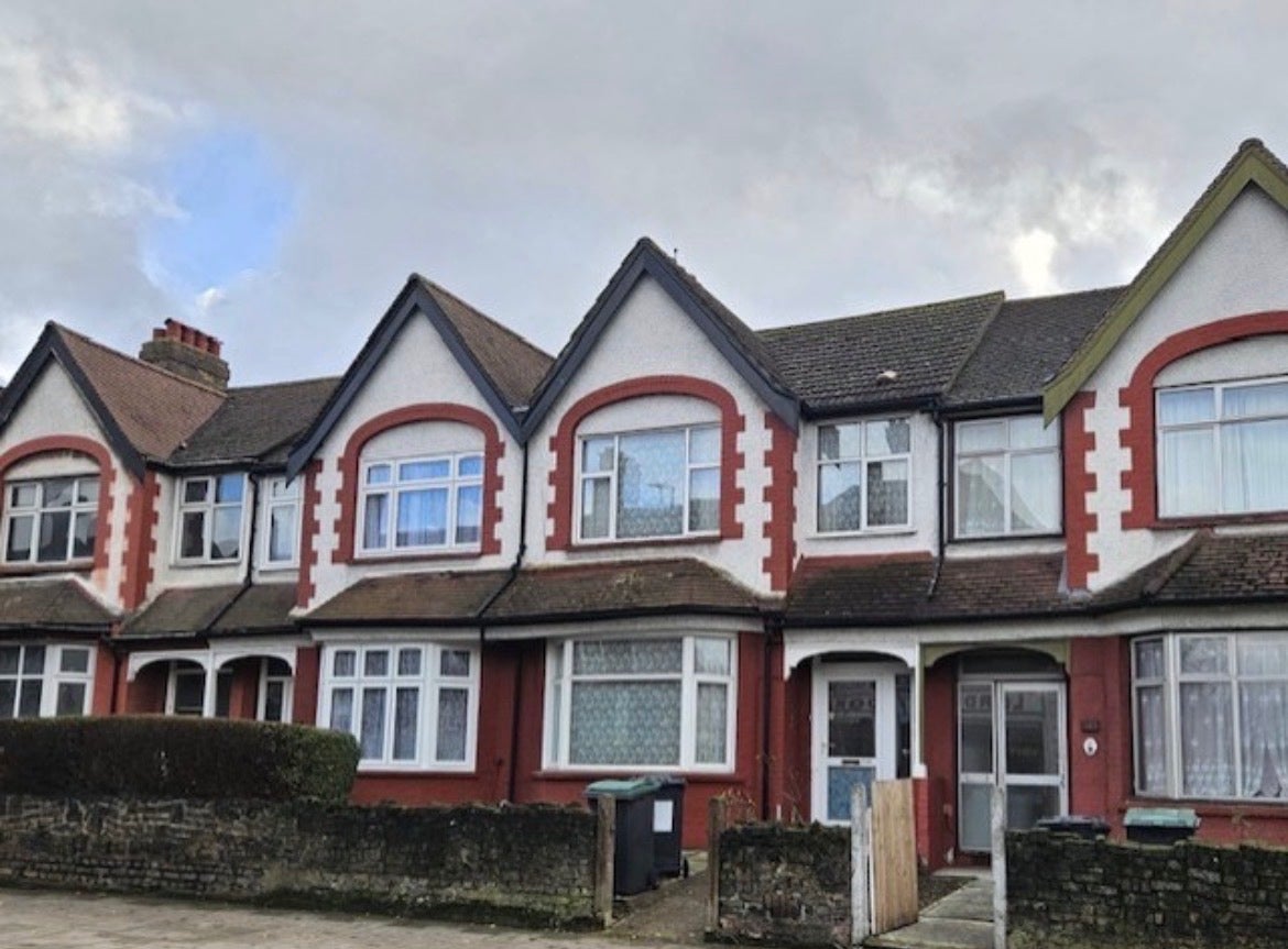 House Lordship Lane in Greater London