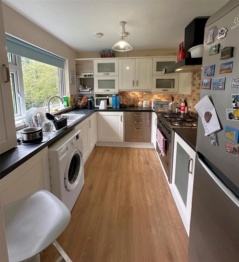 Flat The Chantry in Greater London