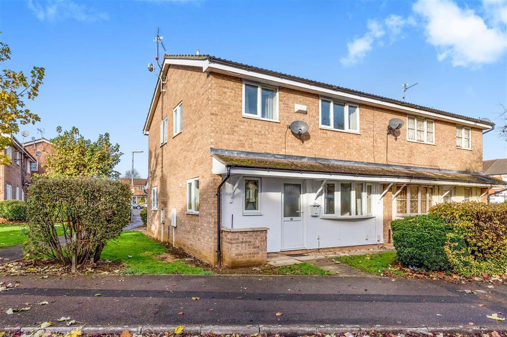 House Cornwall Road in Kettering