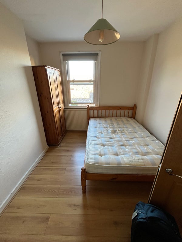 Room Pakeman Street in Greater London