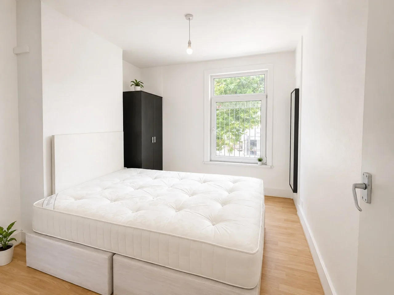 Flat Brighton Road in Greater London