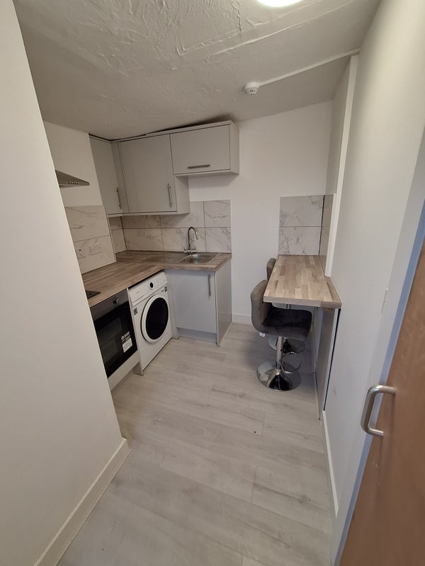 Room Back Sladen Street in Bradford