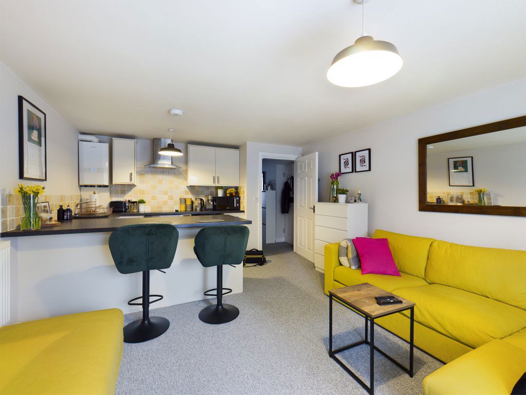 Flat Sleaford Road in Boston