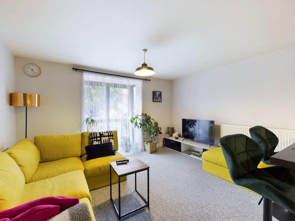 Flat Sleaford Road in Boston