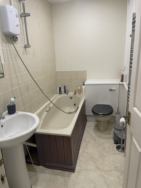 Room Baldwin Close in Cardiff