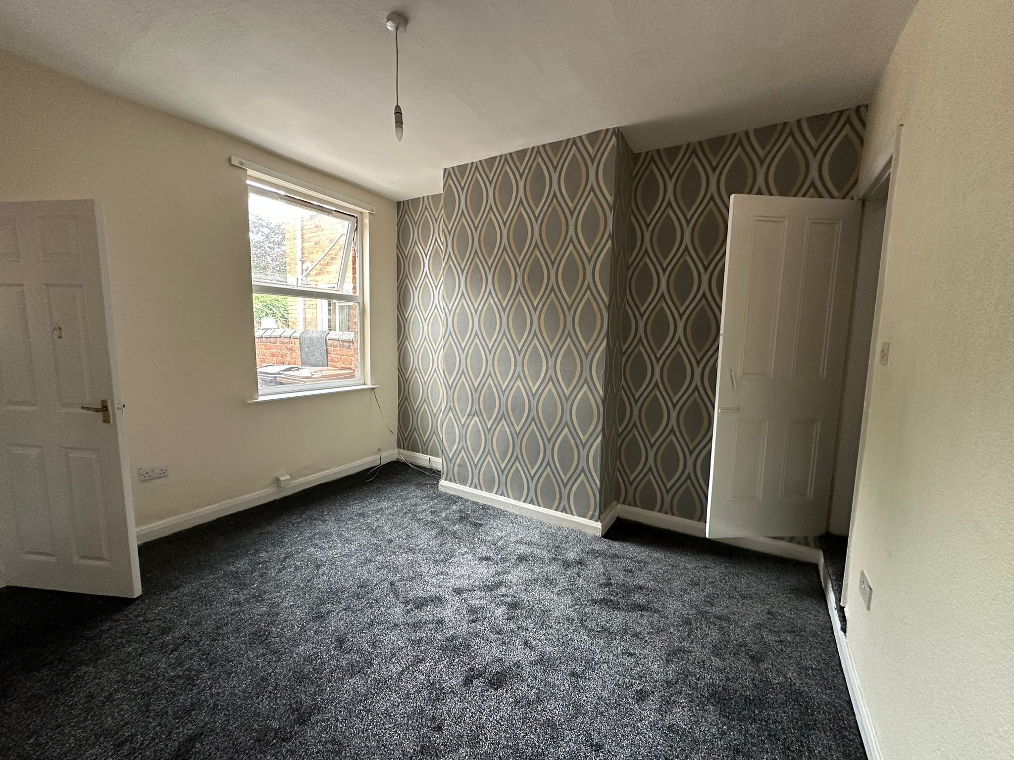 House Cairns Street in Darlaston